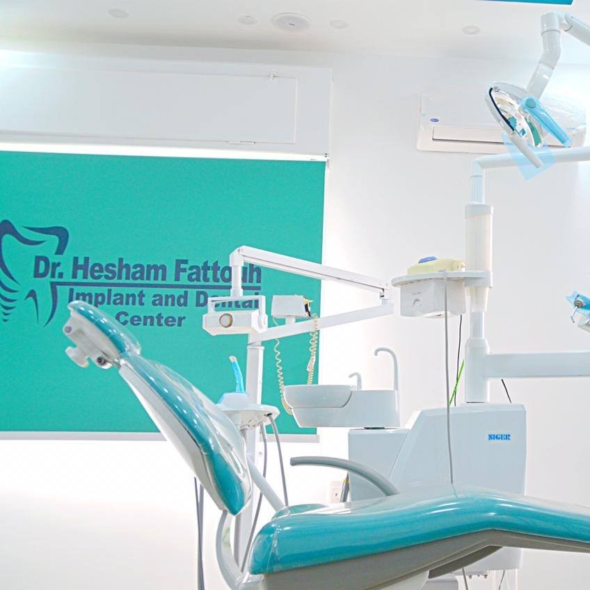 د – هشام فتوح طب جراحة الفم و الاسنان